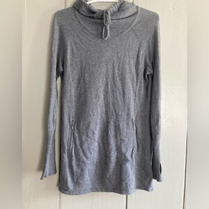 Akini Sweater Women Sz Medium Gray Wool Blend
